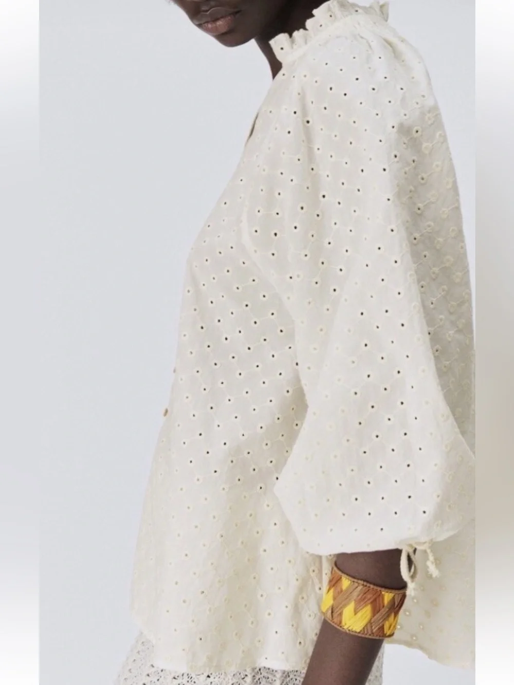 Zara Ivory Eyelet Embroidered Blouse L Cotton Boho Puff Sleeve Button Front C8